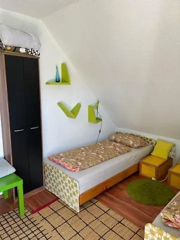 Doppelzimmer Mit Gemeinschaftsbad In Nuernberg Fischbach 0*, Nuremberg Germany