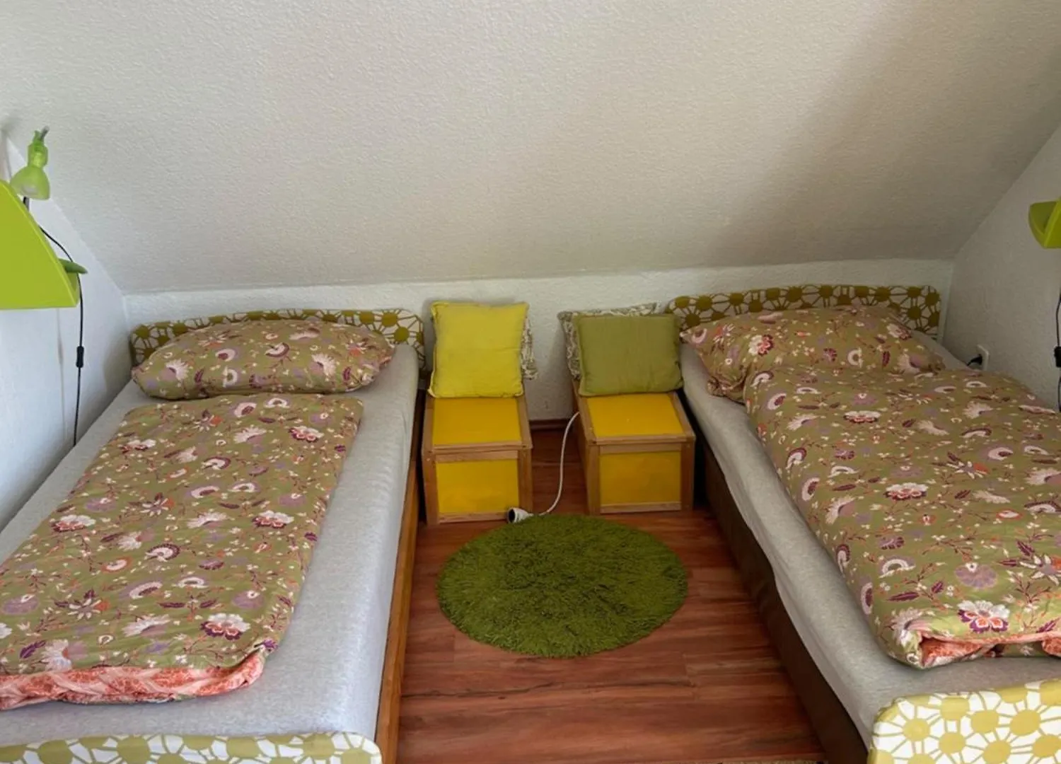 Doppelzimmer Mit Gemeinschaftsbad In Nuernberg Fischbach Germany